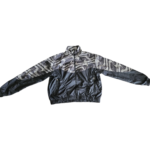 Nike Sportswear Women Jacket - Picture 2 of 9